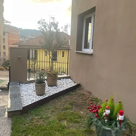 Διαμέρισμα With Garden And Parking