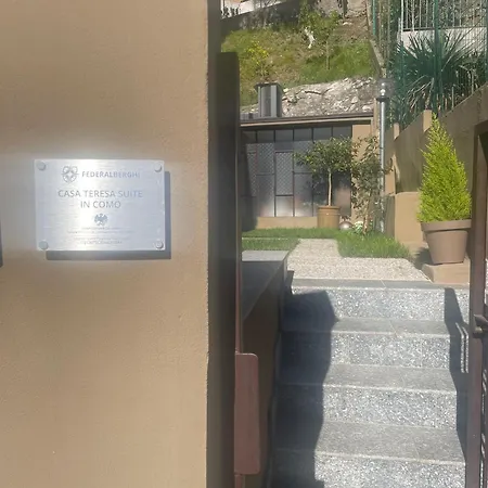 With Garden And Parking Διαμέρισμα
